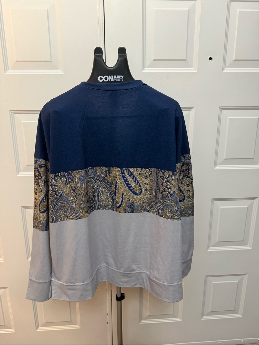 Women’s Navy & Light Gray Paisley Zip-Front Tunic - Picture 2 of 3